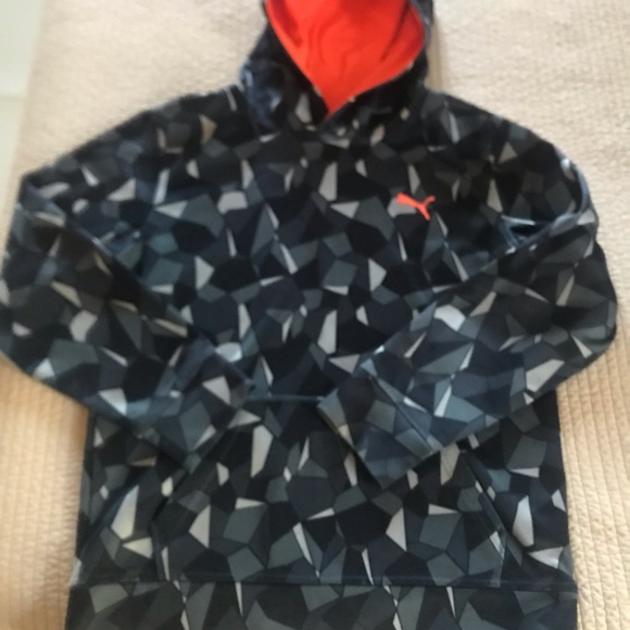 Puma hoodie XL boys - Picture 1 of 4